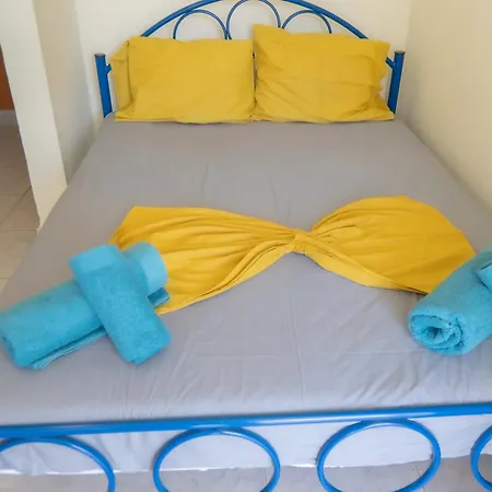 Tzenh Apartment